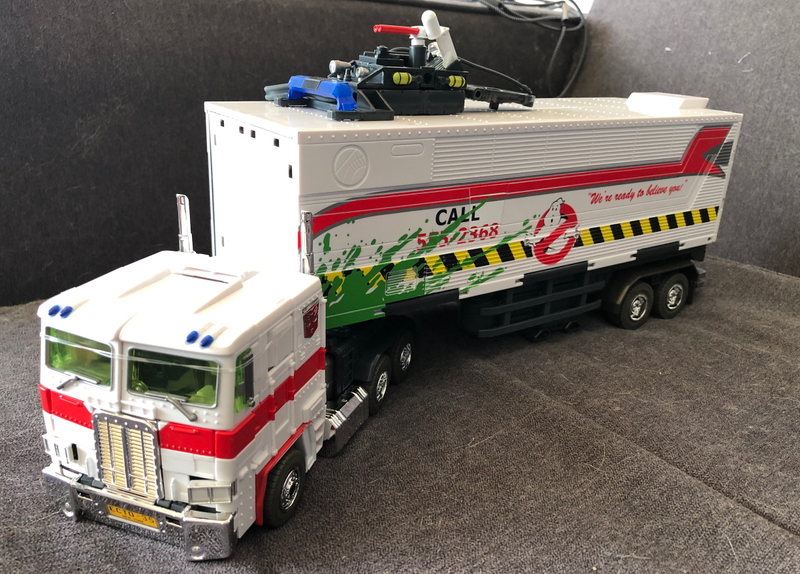 Optimus in full vehicle mode, with proton pack on top.